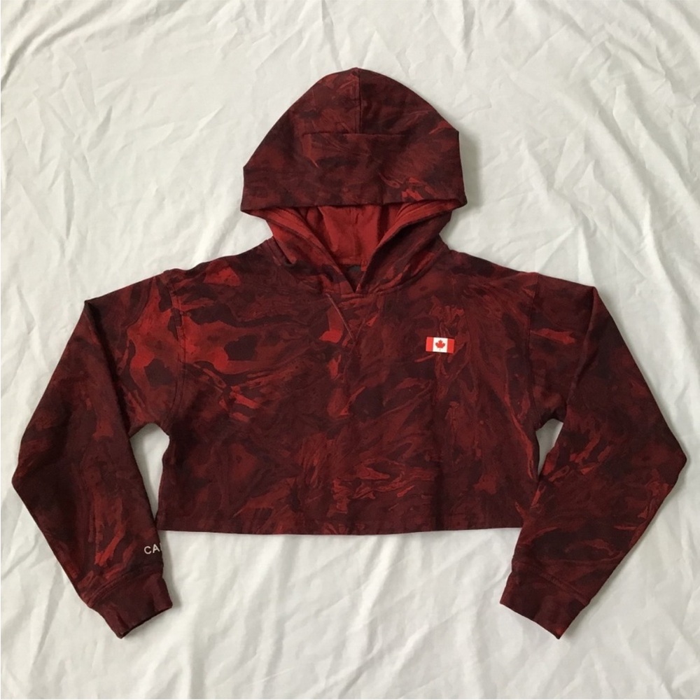 lululemon athletica team Canada Olympic crop sweatshirt - NWOT